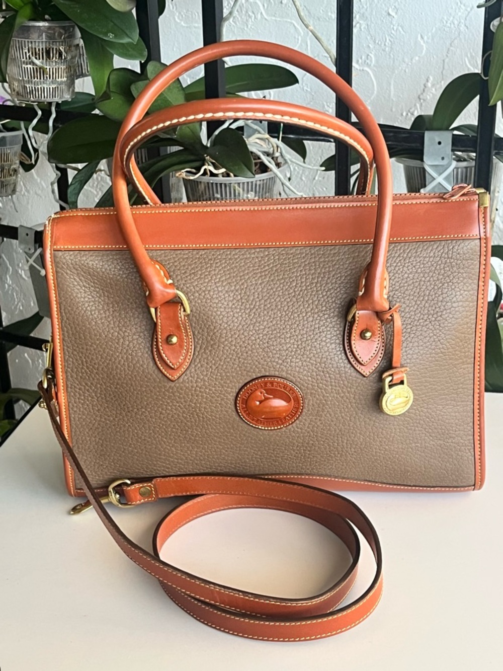 VINTAGE DOONEY AND BOURKE  TAN BEIGE TAUPE SATCHEL CROSSBODY BAG
